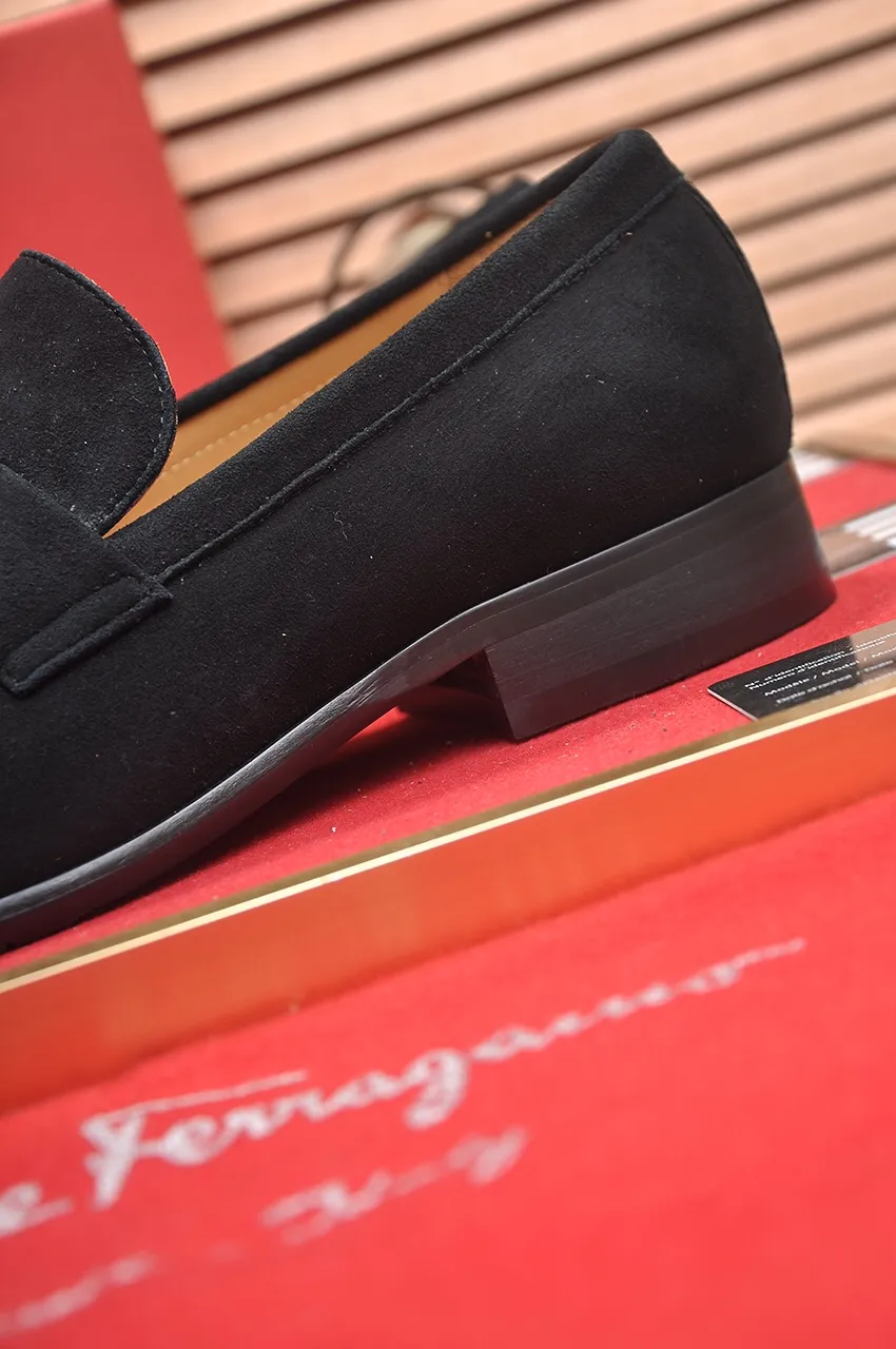 Men's shoes 💰520💶【Ferragamo/Ferragamo】The latest model in the counter. Original imported high-quality cowhide with open sides + imported 🐂 water-dyed cowhide lining + original luxury metal buckle + original combination outsole. No pressure for comparison. 38--45 (45 is custom-made and cannot be returned or exchanged)